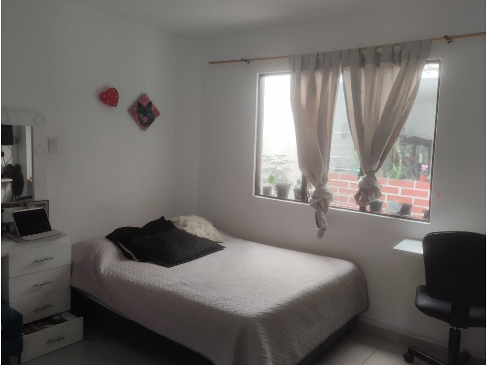 Venta de Casa en Laureles, Sector Santa Teresita — foto 6