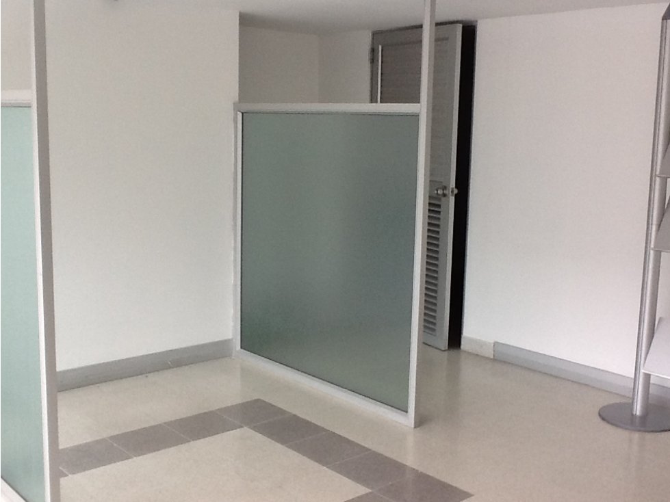 OFICINA CON TERRAZA EN ARRIENDO EN CENTRO MANIZALES | ARRIENDOS — foto 2