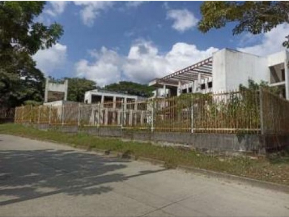 SE VENDE TERRENO CON CONSTRUCCIÓN INCONCLUSA, SINCELEJO, SUCRE - 2