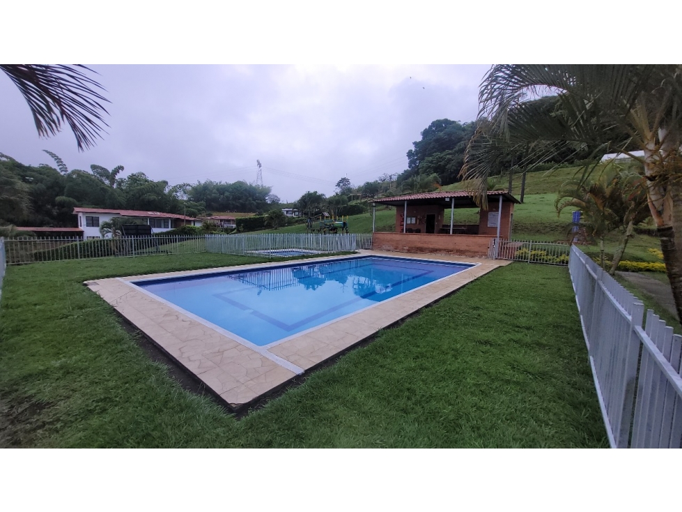 VENTA LOTE CON PISCINA LAS MARGARITAS MANIZALES 3.650m² | LOTE BARATO - 1