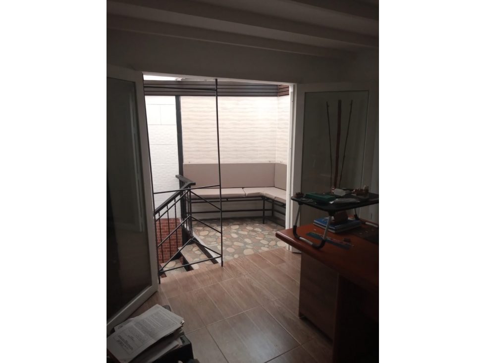 VENTA CASA CHIPRE CON RENTAS MANIZALES | CASAS BARATAS
