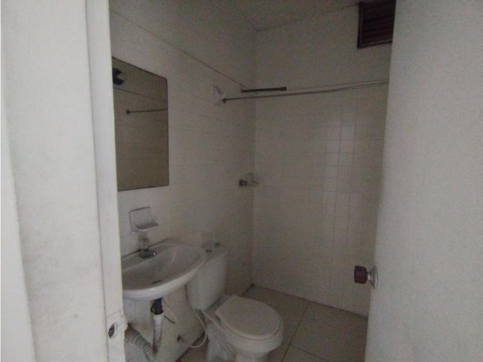 ARRIENDO LOCAL GUAYACANES MANIZALES | 32 MTS 2