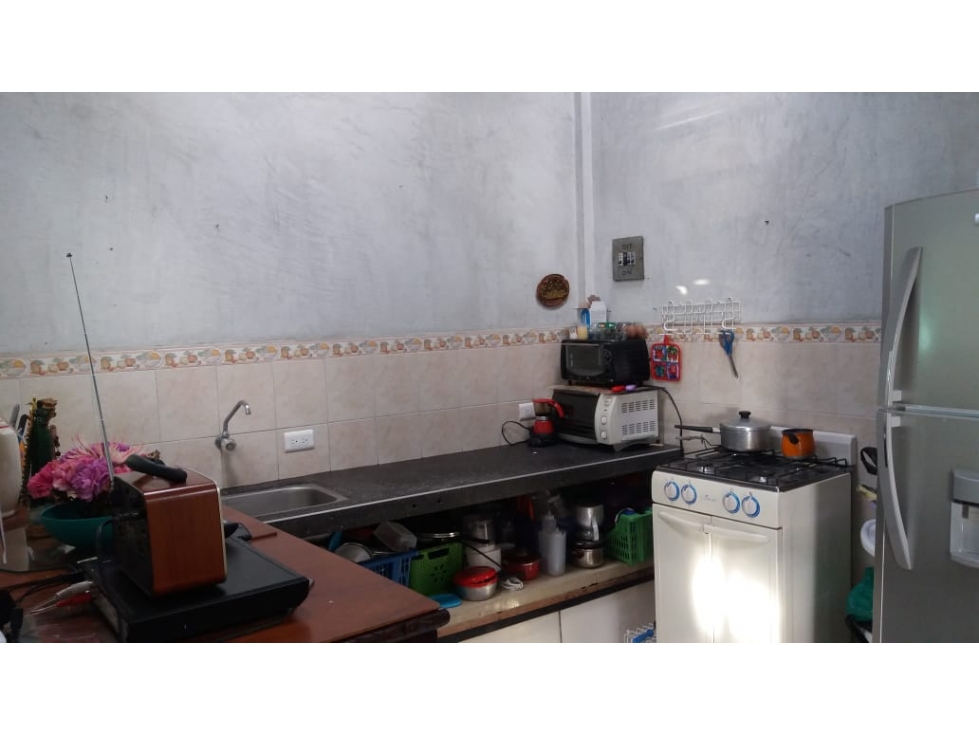 VENTA CASA CON RENTA EN BARRIO COLOMBIA, MANIZALES | VENTA CASA — foto 2