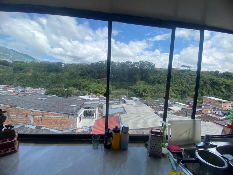 CASA CON RENTA EN VENTA EN CENTRO DE PEREIRA | CASA CON RENTA — foto 3