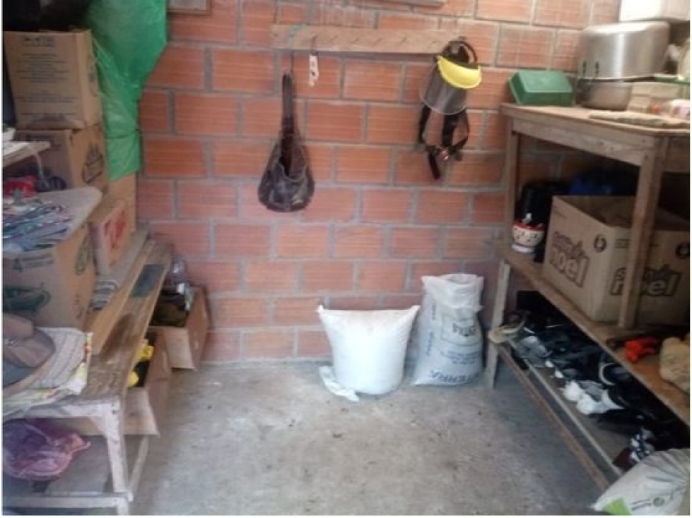 VENTA FINCA EN CHINCHINA, CALDAS - 5