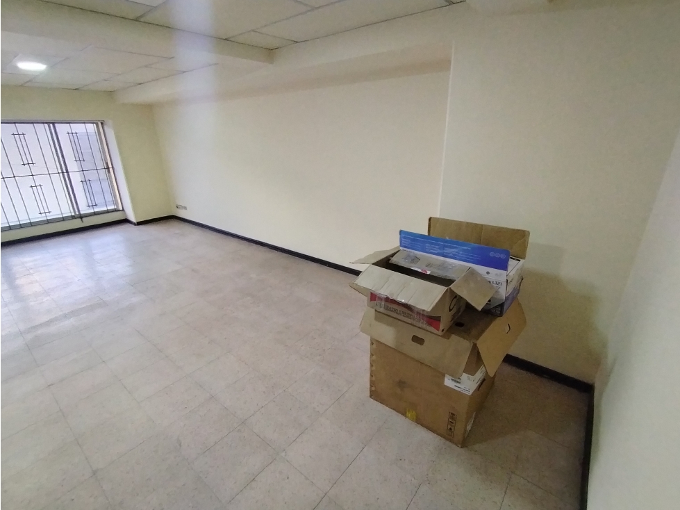 OFICINA EN ARRIENDO EN EL CENTRO DE MANIZALES | ARRIENDOS MANIZALES — foto 4