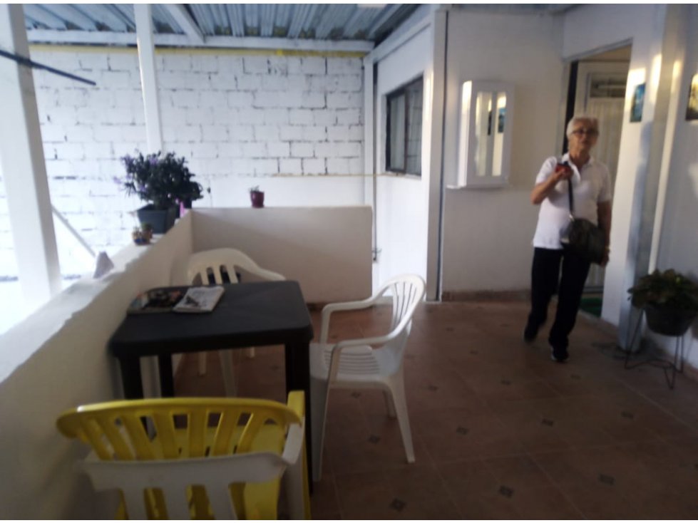 VENTA CASA CON RENTA EN ALCAZARES MANIZALES | CASA EN VENTA