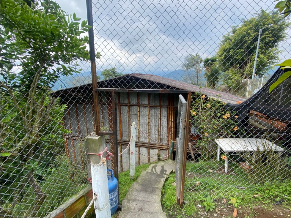 VENTA LOCAL COMERCIAL CAMPESTRE EN LA CUCHILLA DEL SALADO, MANIZALES — foto 4