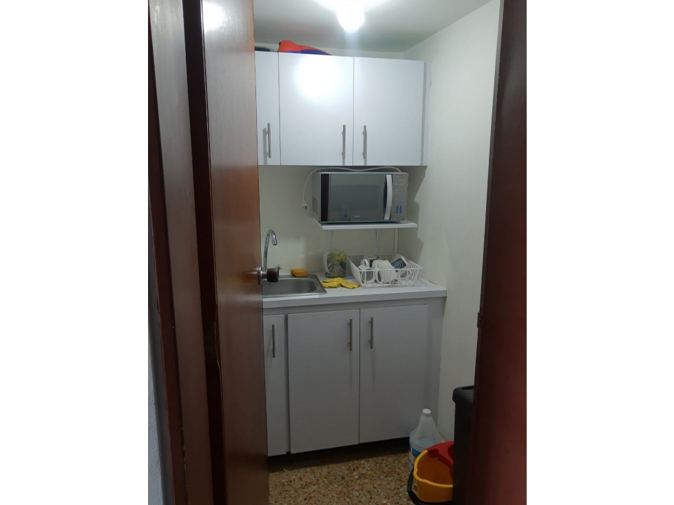 ALQUILER DE OFICINA EN AV SANTANDER, MANIZALES - 1