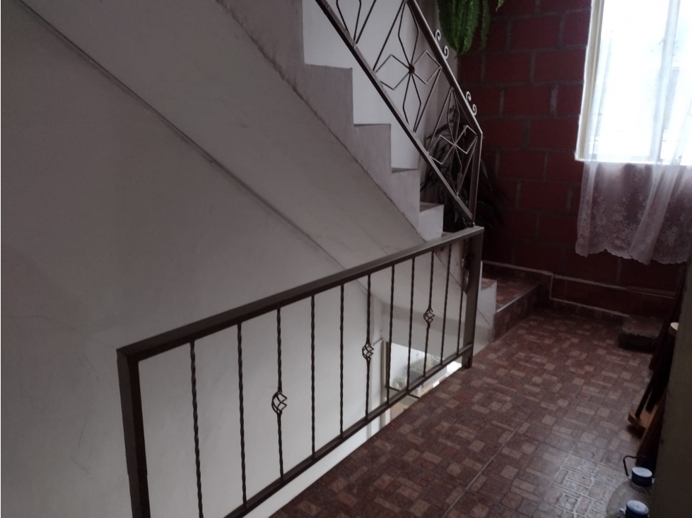 SE VENDE EDIFICIO DE 4 NIVELES POR BOMEROS, VILLAMARIA - 3