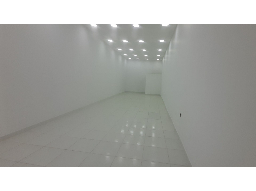ARRIENDO LOCAL EN EL CENTRO DE MANIZALES 68 m² | ARRIENDOS MANIZALES — foto 2