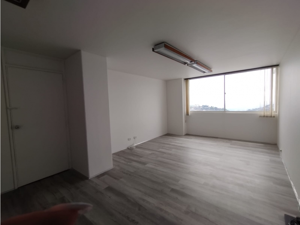 OFICINA EN ARRIENDO EN EL CENTRO DE MANIZALES | ARRIENDOS MANIZALES — foto 3