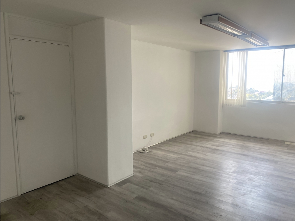ARRIENDO OFICINA CENTRO | ARRIENDOS MANIZALES - 2