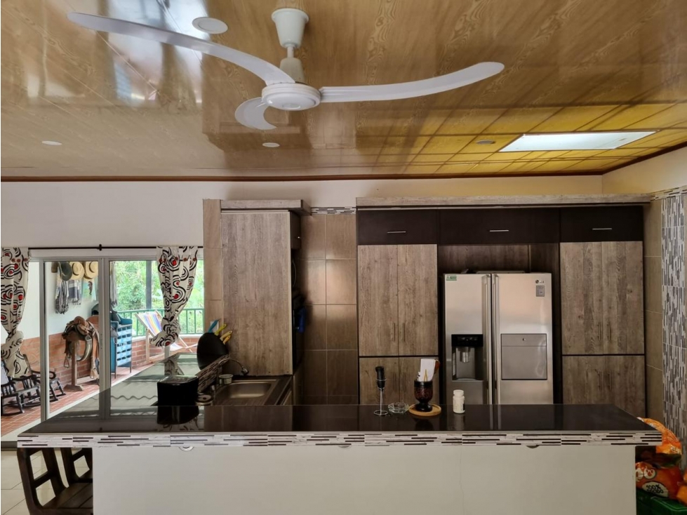 VENTA DE FINCA EN CHINCHINA, CALDAS | CASA CAMPESTRE EN VENTA — foto 4