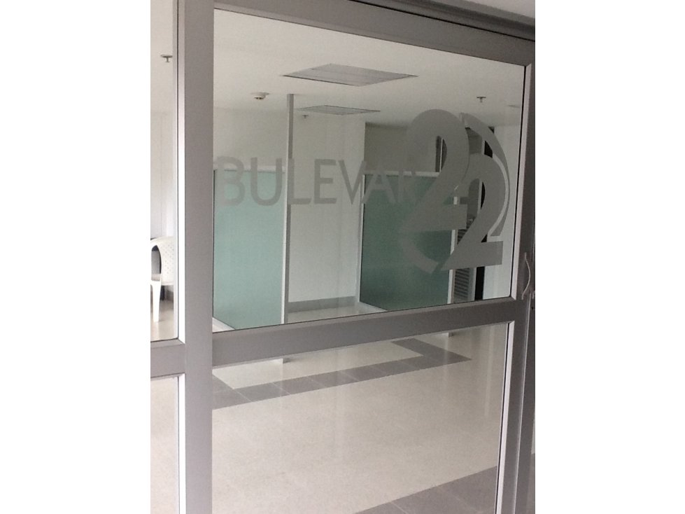 OFICINA CON TERRAZA EN ARRIENDO EN CENTRO MANIZALES | ARRIENDOS