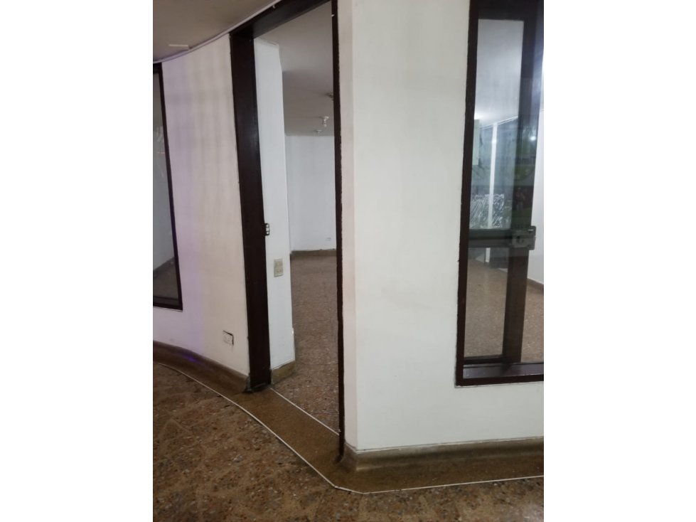 ARRIENDO LOCAL EN EL CENTRO DE MANIZALES | ARRIENDOS MANIZALES — foto 4