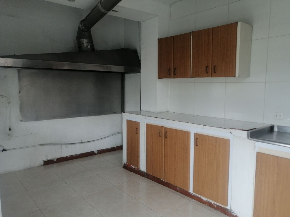 ARRIENDO LOCAL EN AV KEVIN ANGEL, MANIZALES | ARRIENDO MANIZALES — foto 3