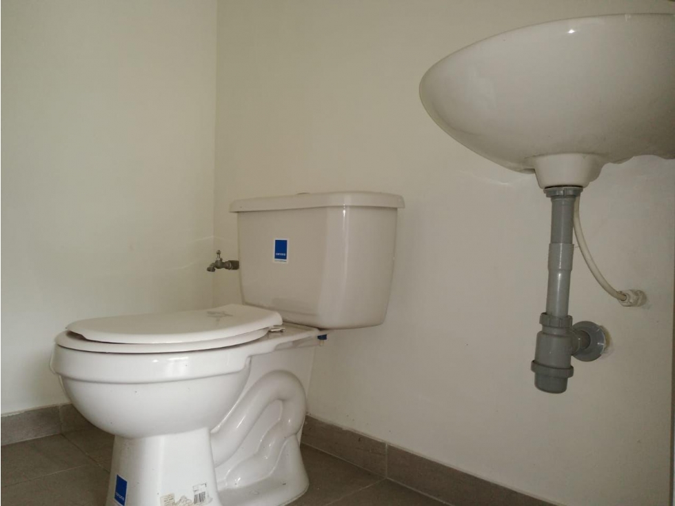 ARRIENDO LOCAL EN LOS CAMBULOS, MANIZALES | ARRIENDOS MANIZALES — foto 4