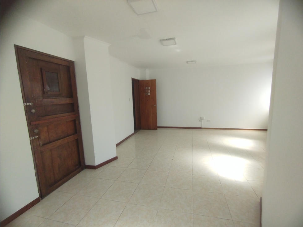 ARRIENDO OFICINA VERSALLES MANIZALES | 25MTS2 — foto 3