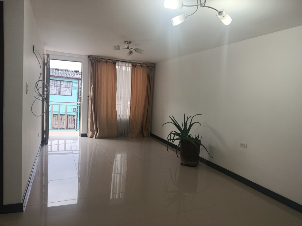 VENTA CASA VILLA HERMOSA MANIZALES | 3 HABITACIONES — foto 3