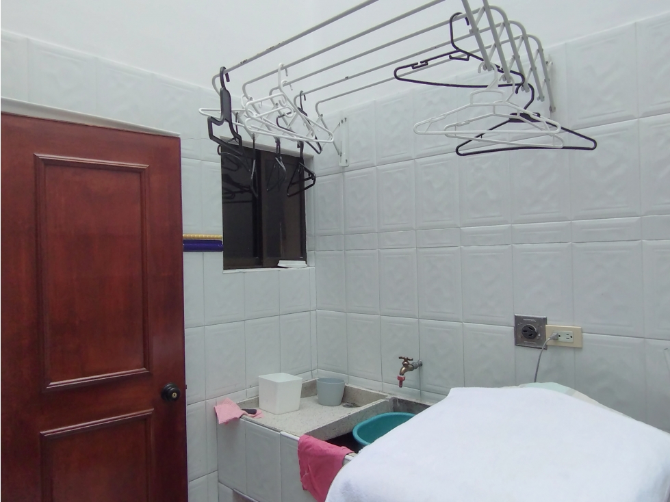 VENTA CASA SAN MARCEL MANIZALES | 5 ALCOBAS 4 PISOS — foto 3