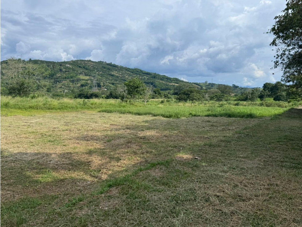 LOTE EN VENTA EN LAS MARGARITAS VÍA ARAUCA | LOTES EN VENTA