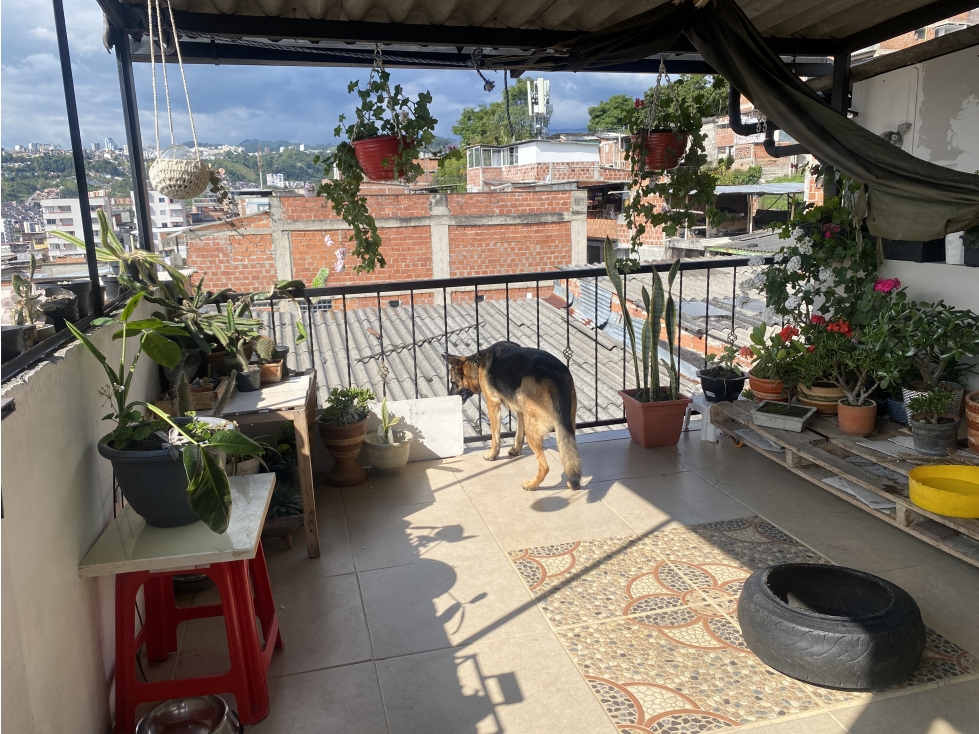 VENTA CASA CON RENTA EN LA PRADERA VILLAMARÍA | CASA EN VENTA