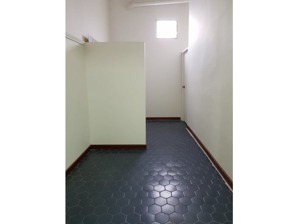 OFICINA EN ARRIENDO EN EL CENTRO DE MANIZALES | ARRIENDOS MANIZALES — foto 4
