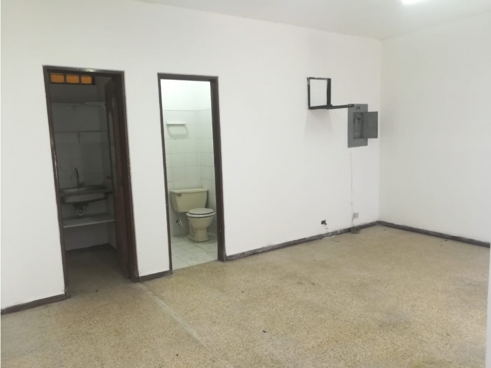 LOCAL EN ARRIENDO EN LLERAS, MANIZALES | ARRIENDOS EN MANIZALES — foto 3