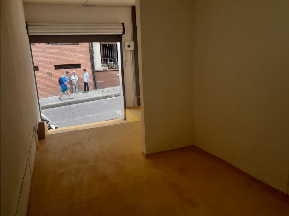 LOCAL COMERCIAL PARA ARRENDAR EN SAN JOAQUIN MANIZALES