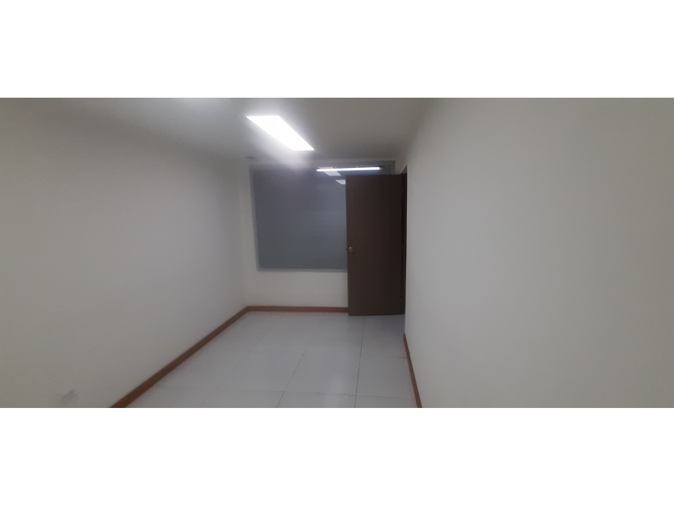 VENTA OFICINA EN EL CENTRO, MANIZALES | OFICINA EN VENTA — foto 3