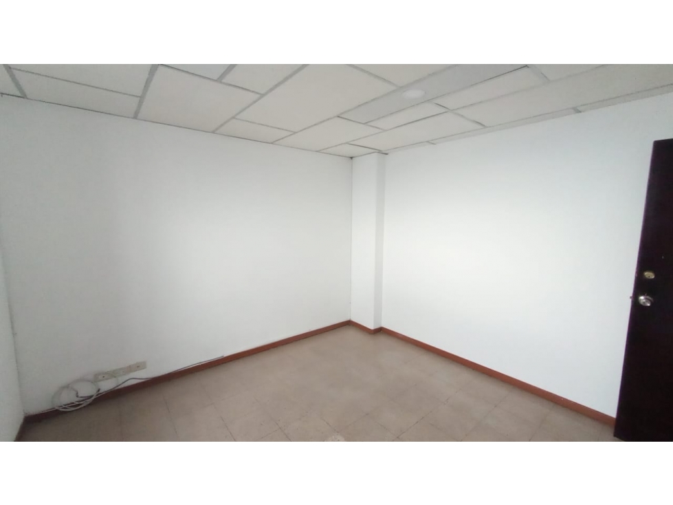 OFICINA EN ARRIENDO EN EL CENTRO DE MANIZALES | ARRIENDOS MANIZALES — foto 4