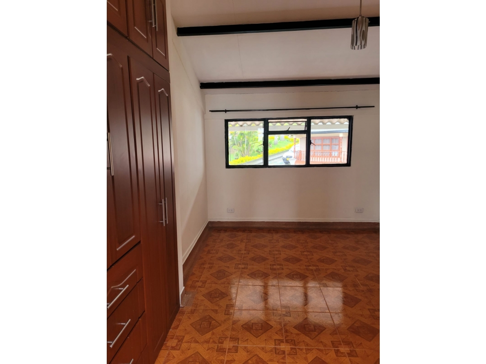 CASA CON RENTA EN VENTA EN CHIPRE MANIZALES | VENTA CASA — foto 6