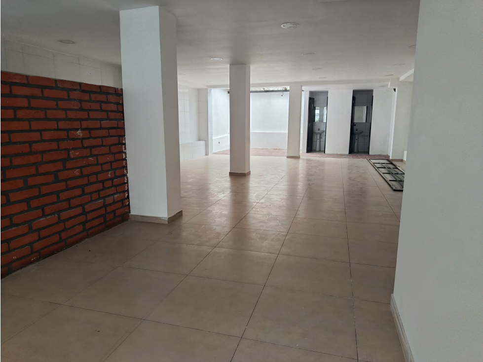 ARRIENDO LOCAL ALTA SUIZA MANIZALES | AMPLIO E ILUMINADO — foto 4