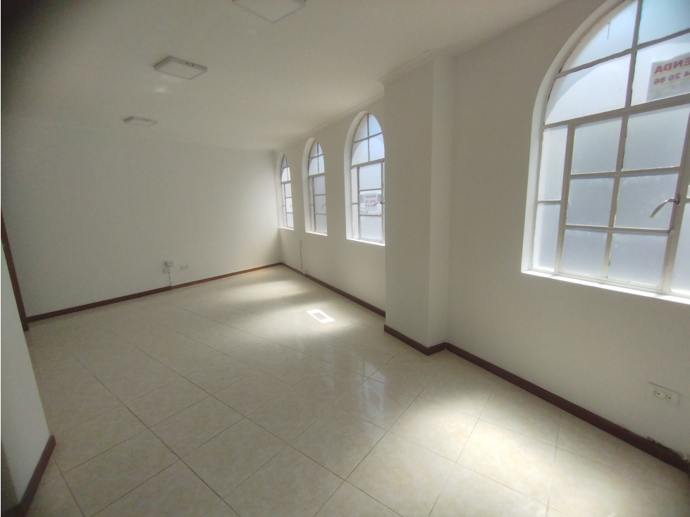 ARRIENDO OFICINA VERSALLES MANIZALES | 25MTS2 — foto 4