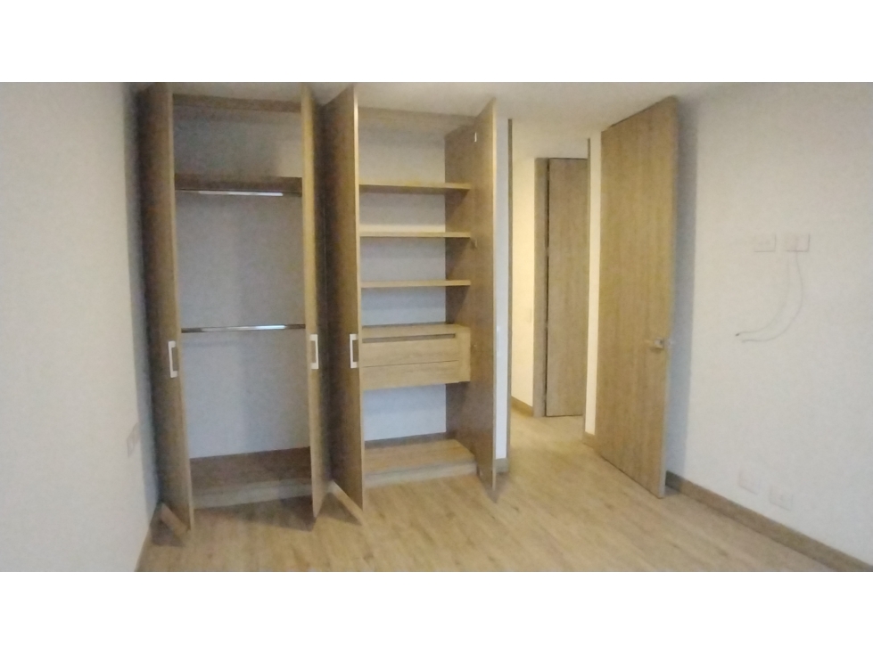 ARRIENDO APARTAMENTO EN LAURELES EN MANIZALES — foto 4