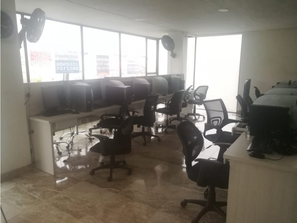 ALQUILER LOCAL AV SANTANDER, MANIZALES - 2