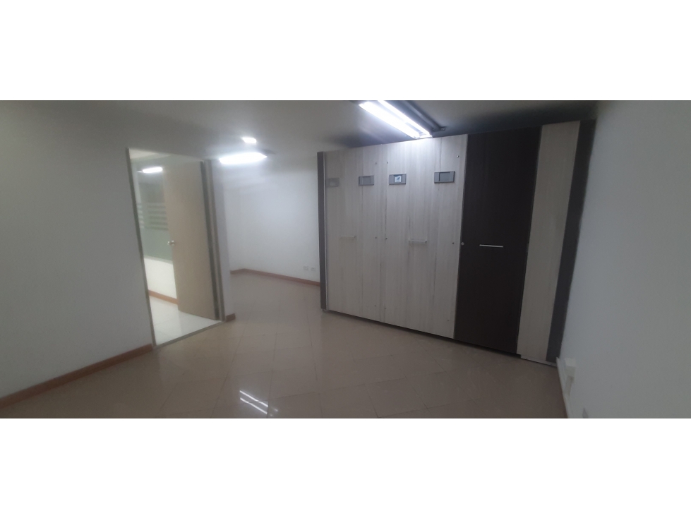 VENTA OFICINA EN EL CENTRO, MANIZALES | OFICINA EN VENTA — foto 4