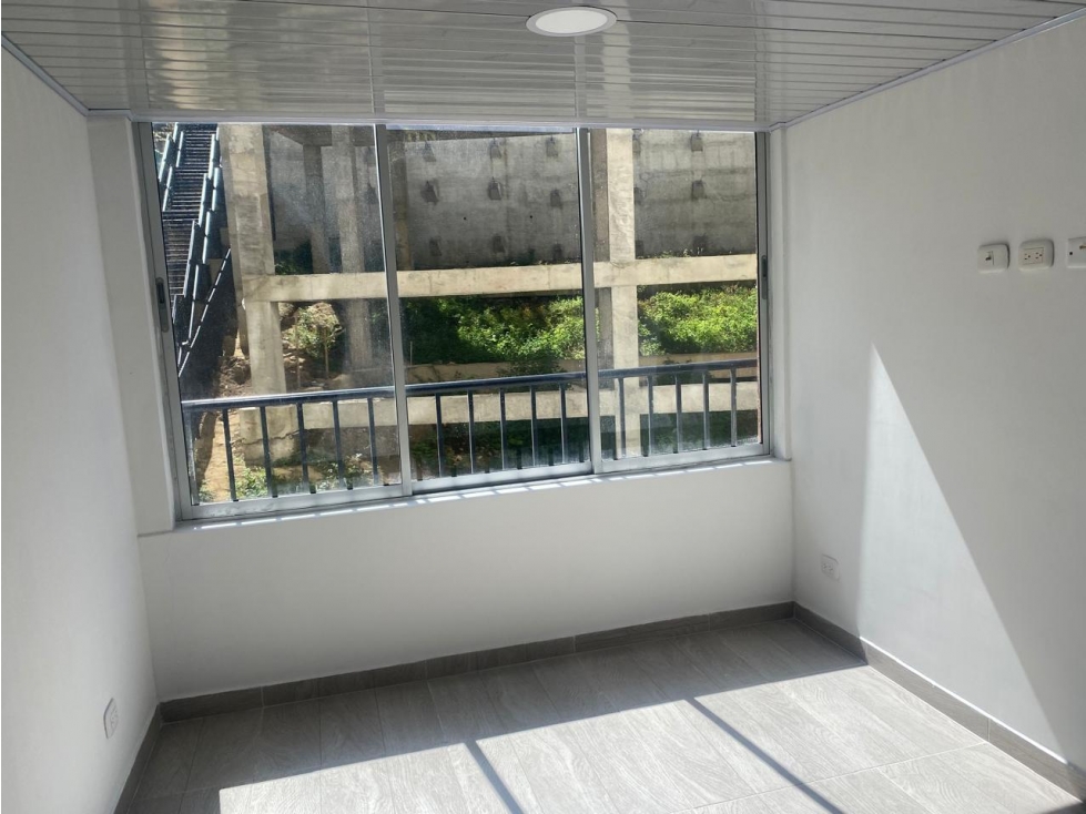 ARRIENDO APARTAMENTO EN LOS ALCAZARES MANIZALES — foto 5
