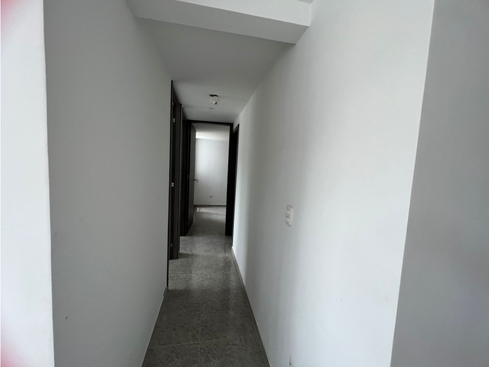 VENTA APARTAMENTO LOS CÁMBULOS MANIZALES GARAJE | APTO BARATO — foto 4