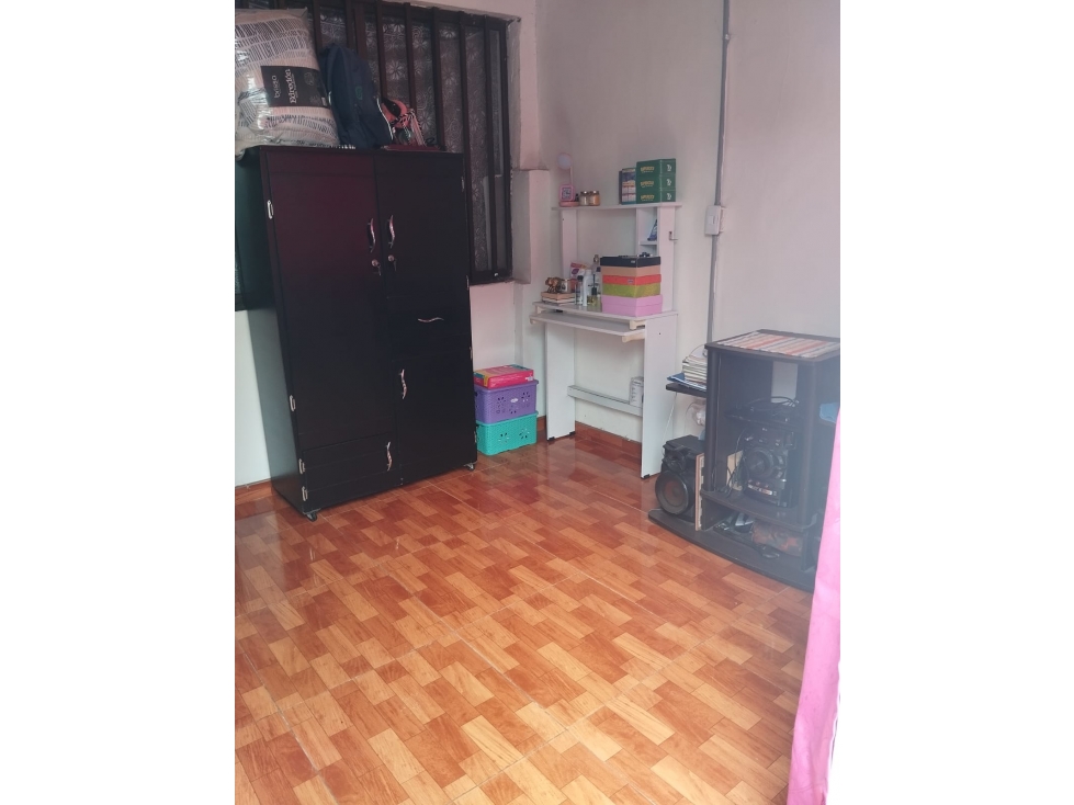 VENTA CASA CON RENTA BARRIO COLOMBIA MANIZALES | CASA BARATA — foto 5