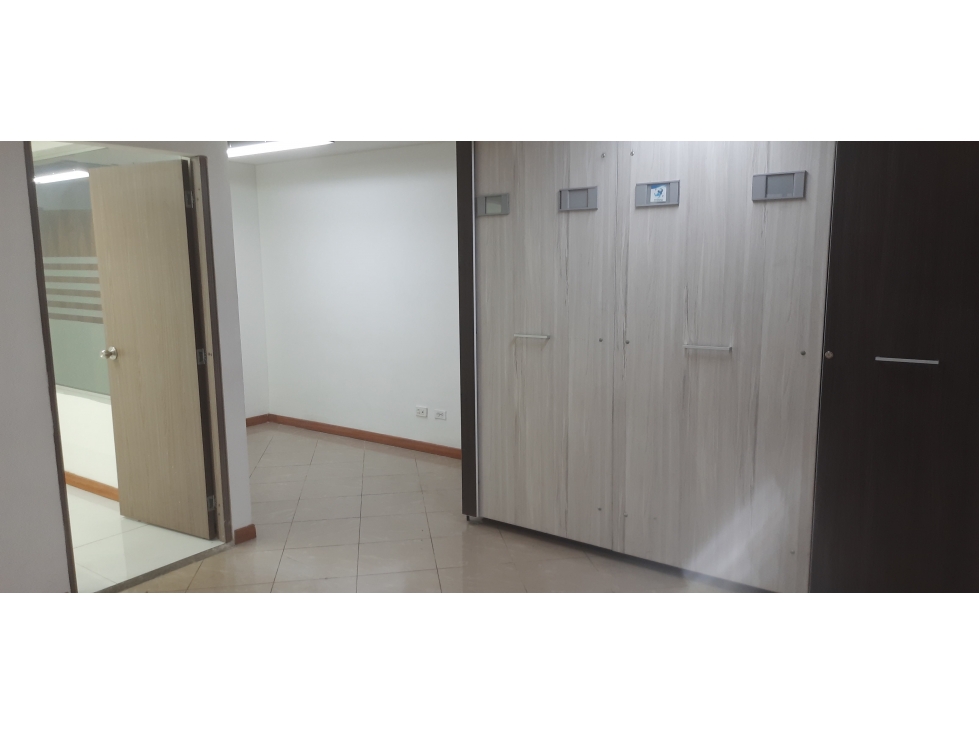 VENTA OFICINA EN EL CENTRO, MANIZALES | OFICINA EN VENTA — foto 6