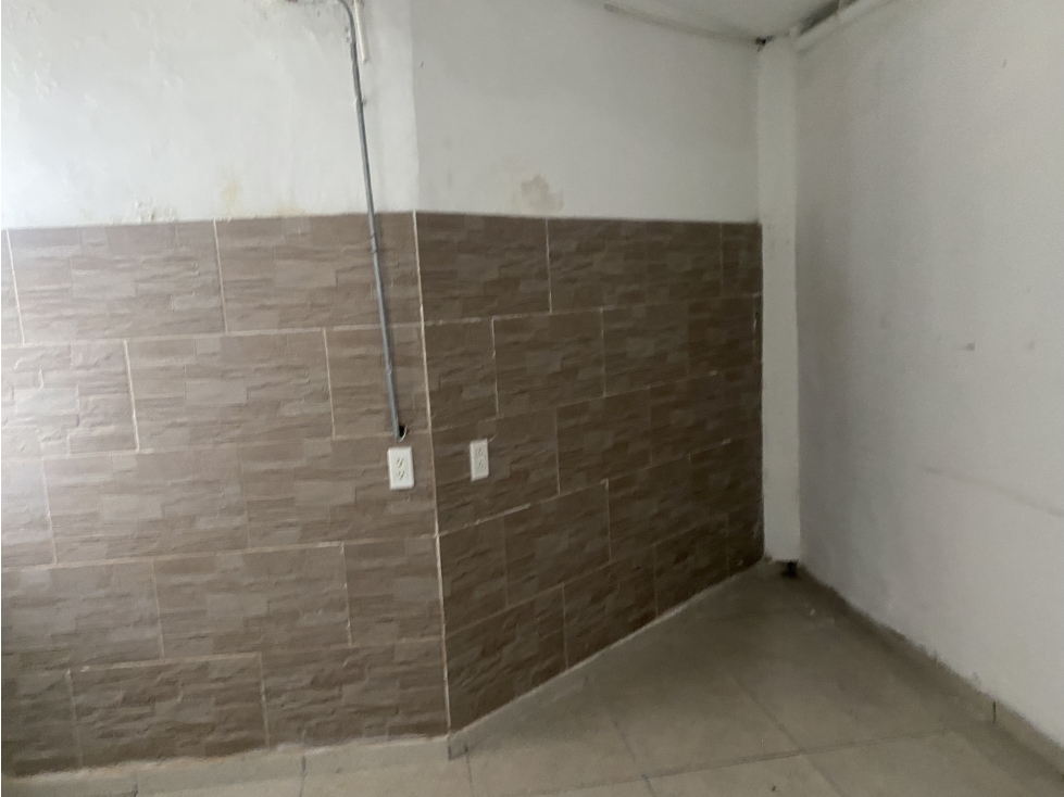 ARRIENDO CASA COMERCIAL VILLAMARIA | 10 SALONES - 7 BAÑOS - 5