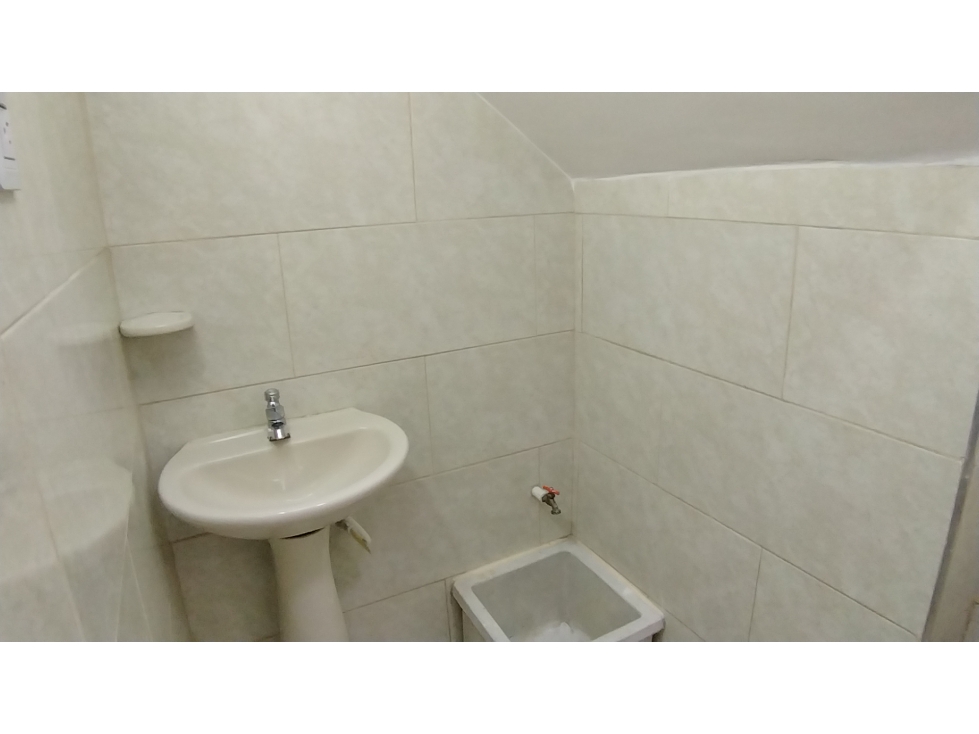 ARRIENDO LOCAL SAN JORGE MANIZALES | 30MTS2 - 5