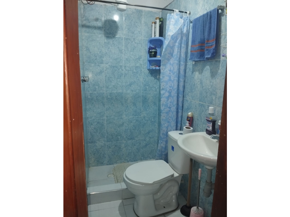 VENTA CASA CON RENTA BARRIO COLOMBIA MANIZALES | CASA BARATA — foto 6