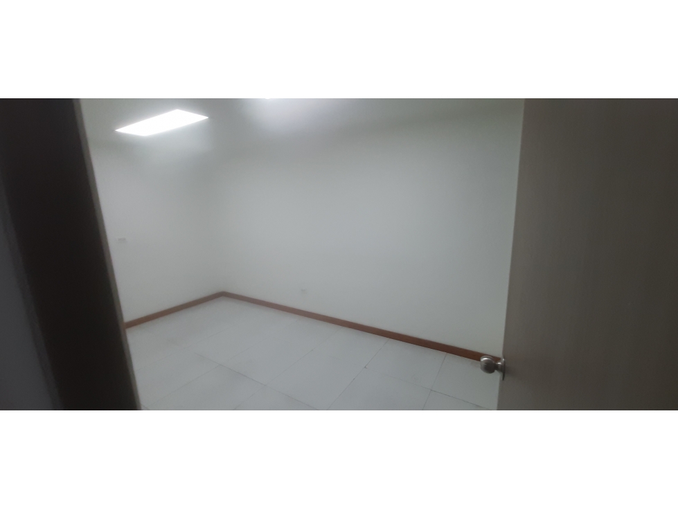 ARRIENDO OFICINA EN EL CENTRO, MANIZALES | ARRIENDOS MANIZALES — foto 6