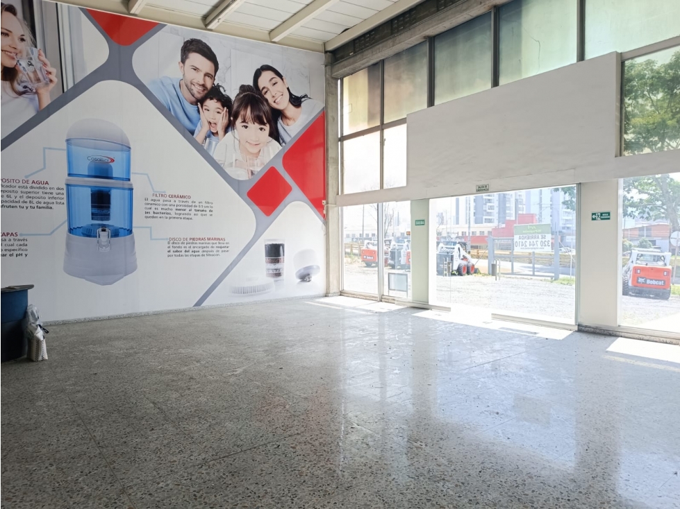 Se rentan locales en mall comercial Av Simón Bolivar, Dosquebradas - 4