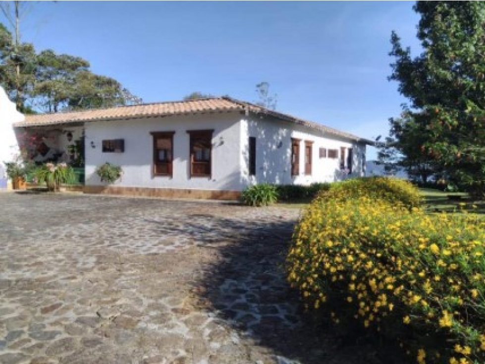 RHBR-12033 CASA DE 1 NIVEL (La Ceja, via La Union)