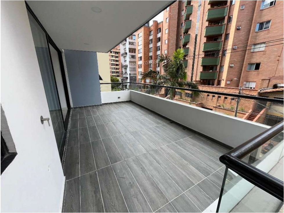 RHBR-12569 (APTO) piso 3 (Conquistadores)