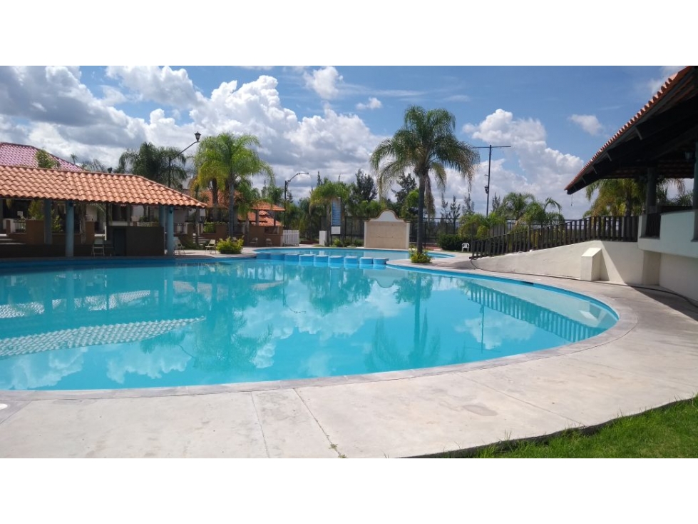 TERRENO RESIDENCIAL EN BOSQUE DE LAS LOMAS - 1